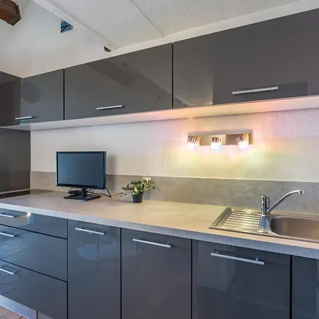 Appartement Les Bastides De Guerrevieille-9 By Interhome *